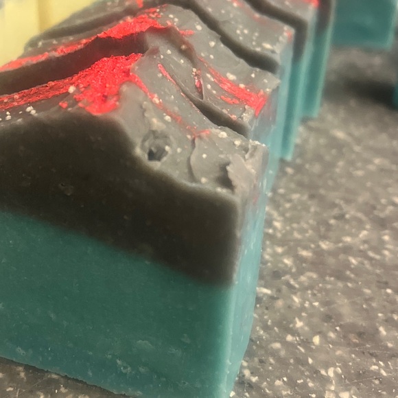 Hand Crafted & Vintage Share Show Train w/ @dgswifty - Picture 7 of 9